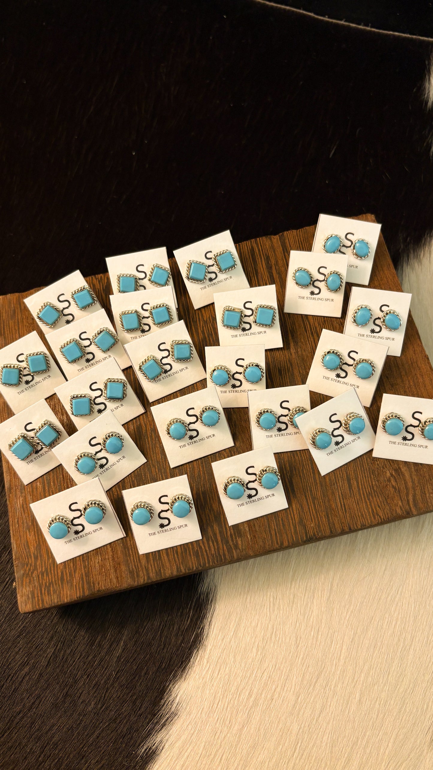 TURQUOISE STUD EARRINGS W ROPE DETAIL