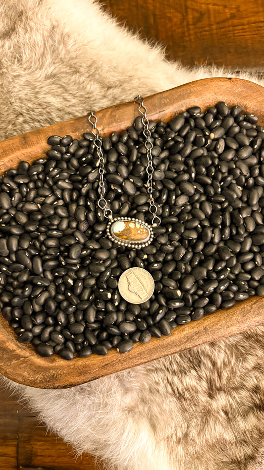 OVAL TURQUOISE NECKLACE W BALL DETAIL