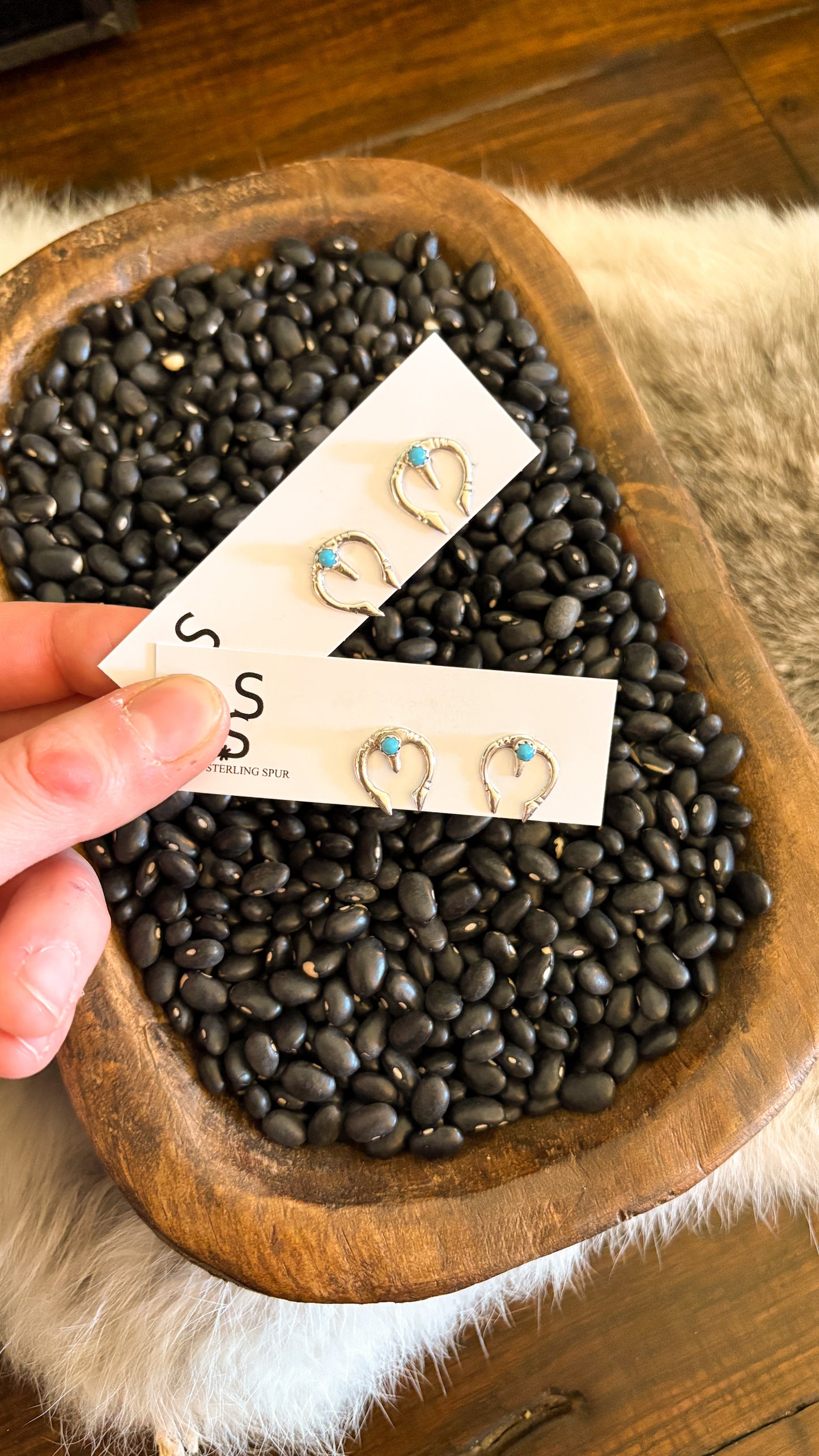 NAJA STUD EARRINGS W/ TURQUOISE STONES