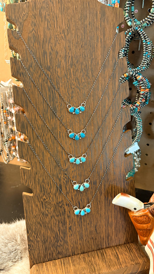 3 STONE KINGMAN TURQUOISE BAR NECKLACE