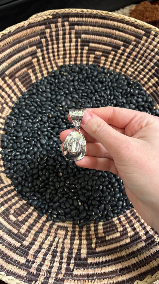 PLAIN SILVER COWBOY HAT PENDANT