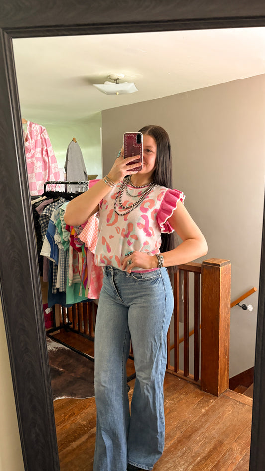 CHEETAH PRINT RUFFLE SWEATER VEST - PINK