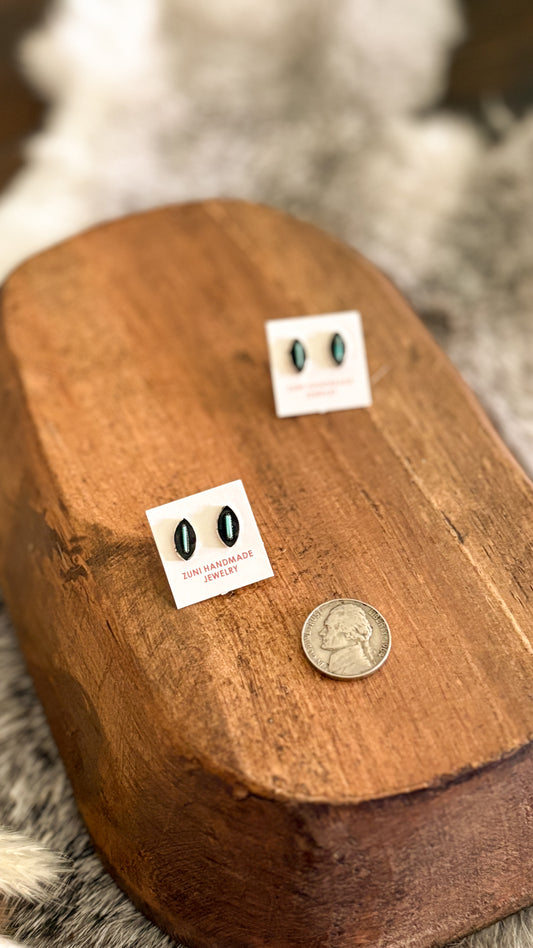 ZUNI LEAF STUDS