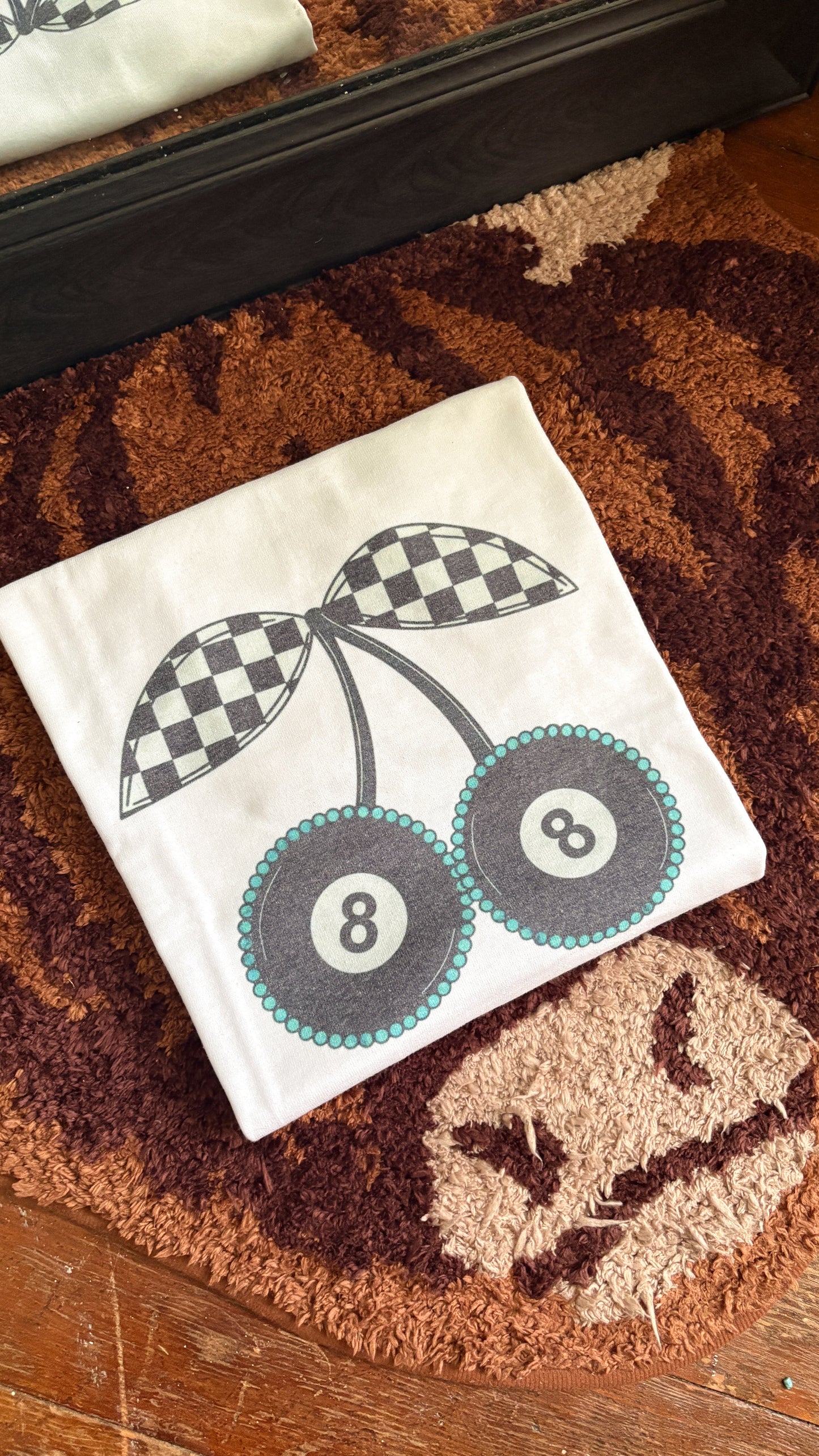 8 BALL CHERRIES TEE