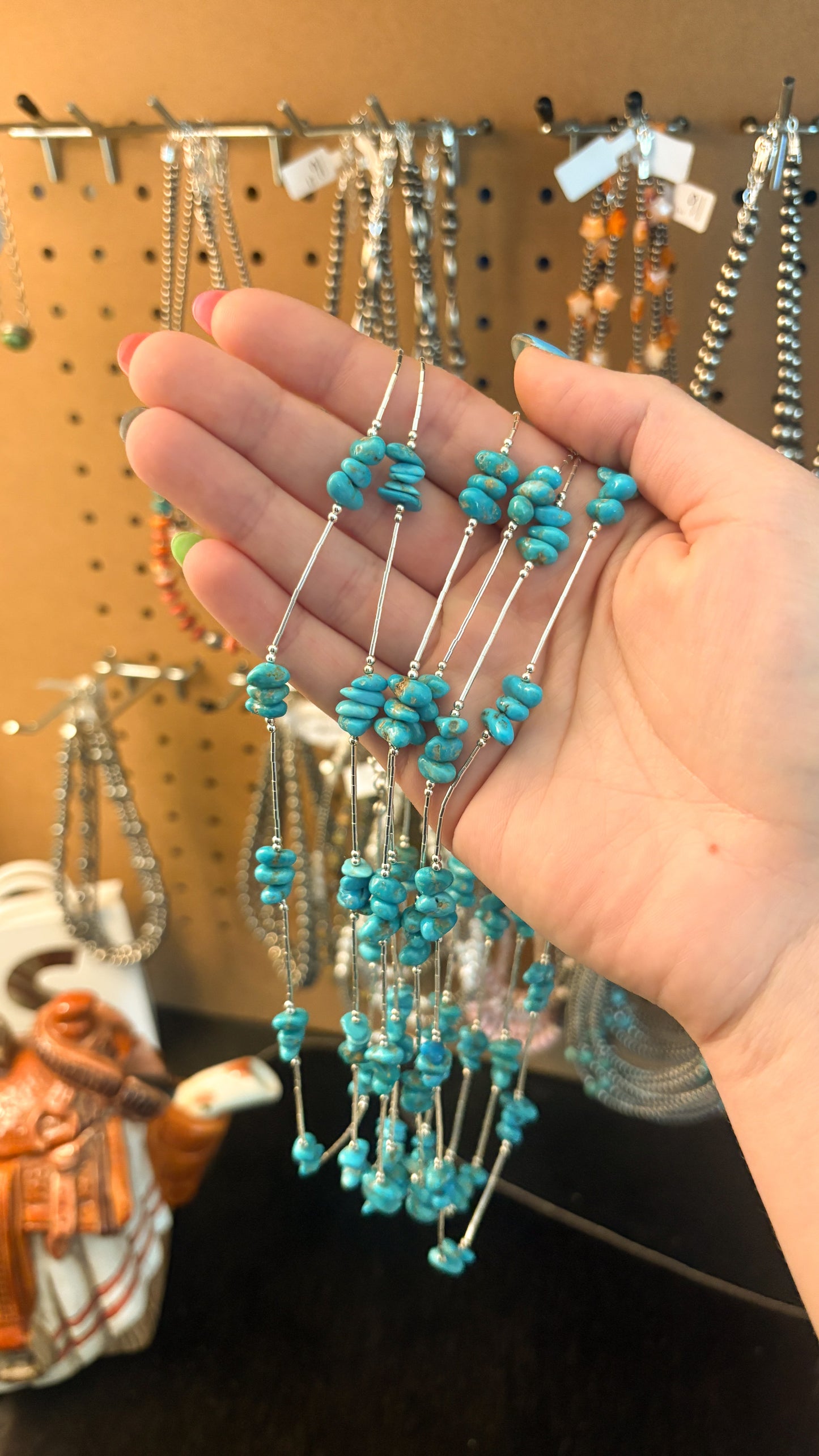 LIQUID SILVER KINGMAN TURQUOISE NUGGET NECKLACE
