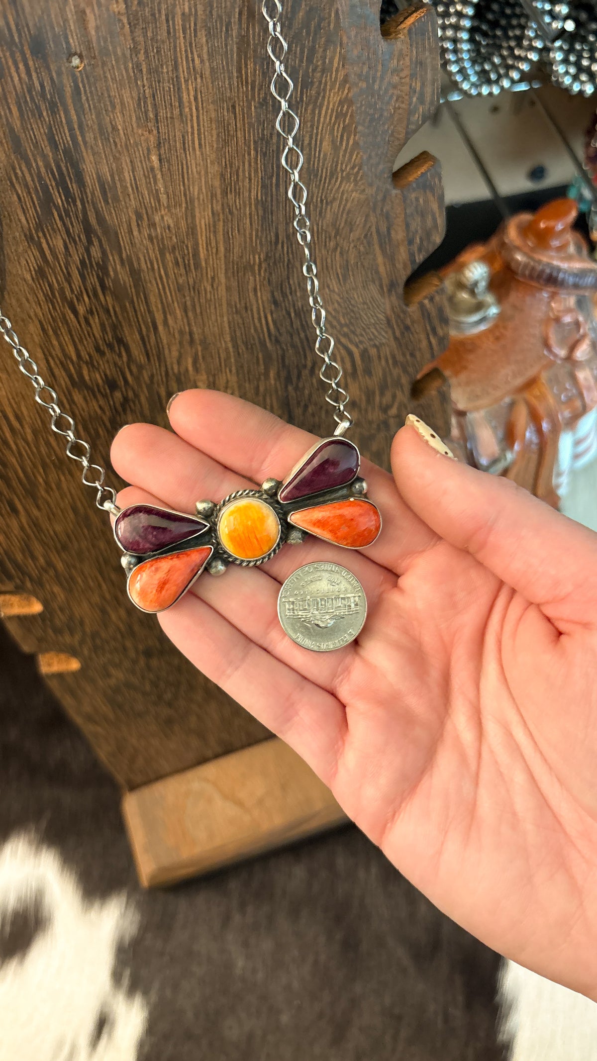 SPINY OYSTER BUTTERFLY NECKLACE