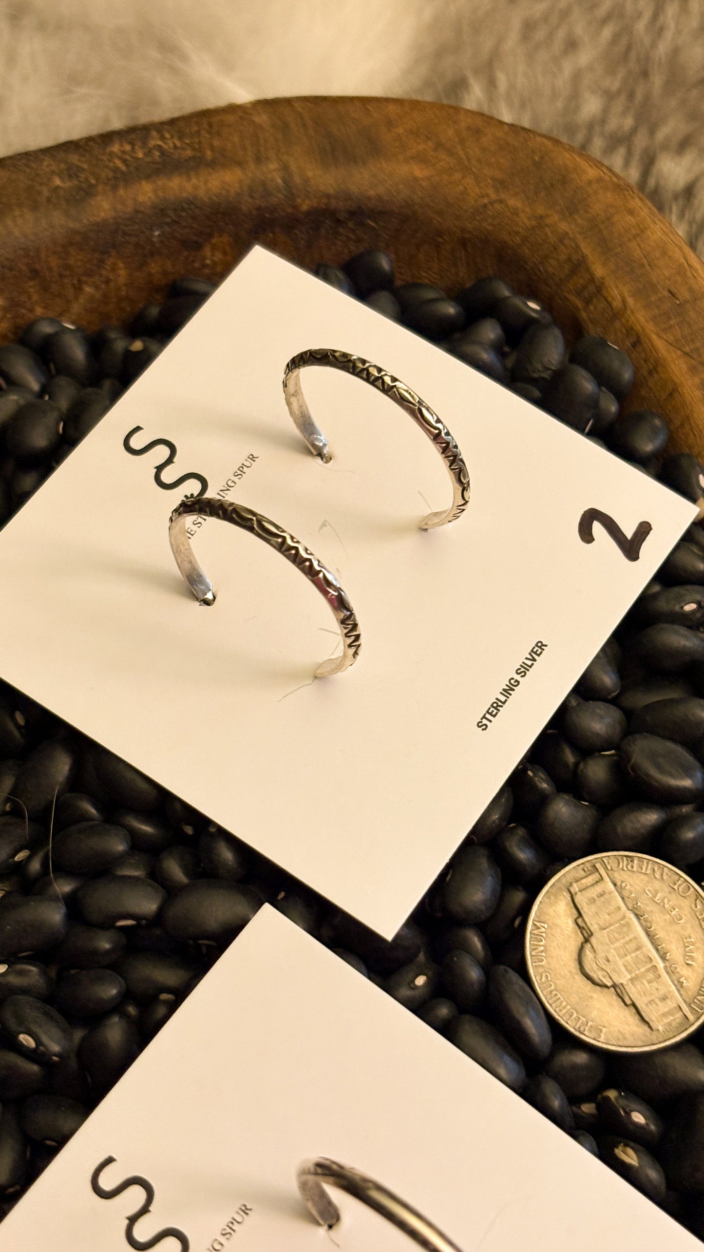 THIN STAMPED HOOPS