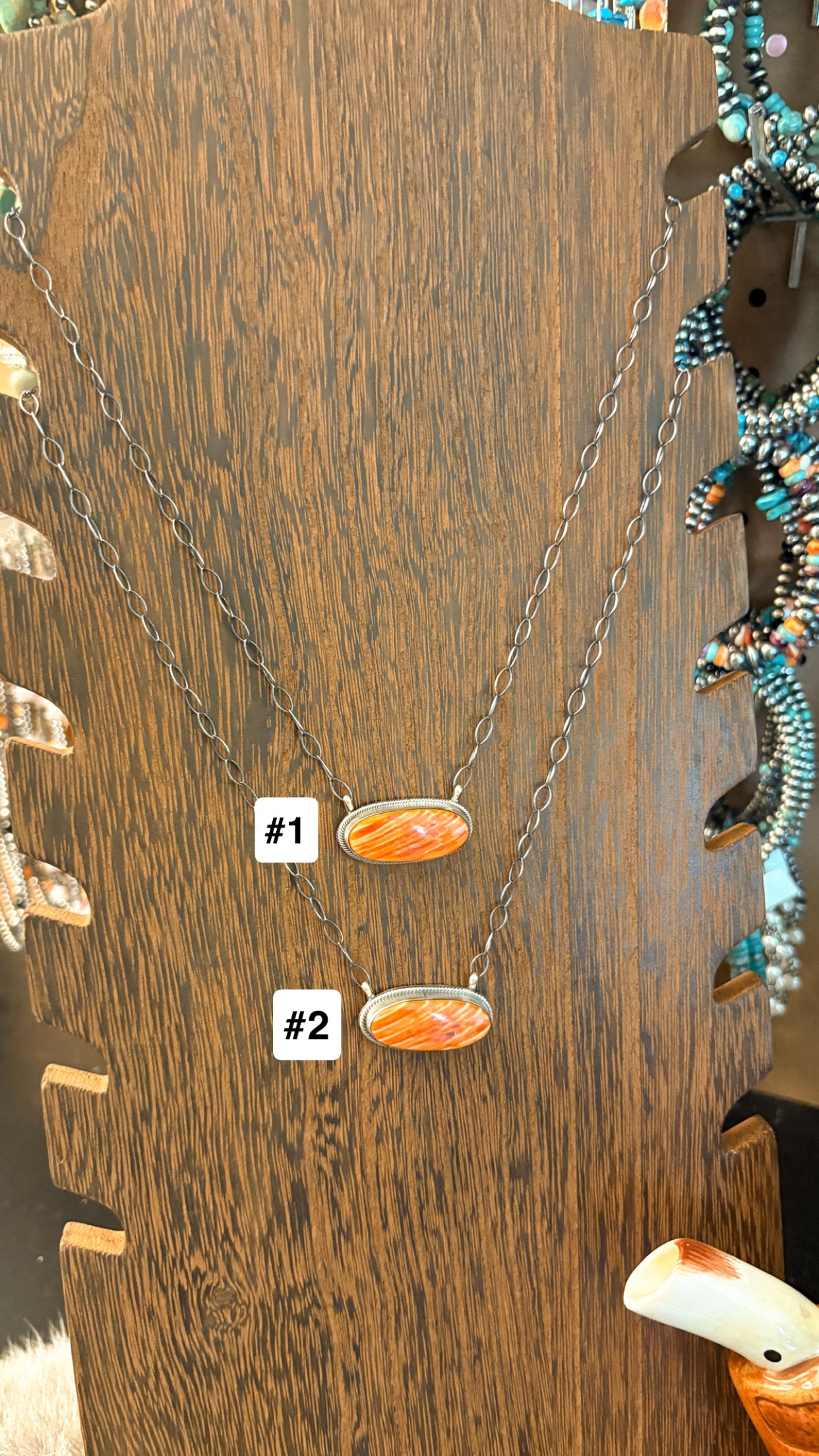 OVAL ORANGE SPINY OYSTER NECKLACE