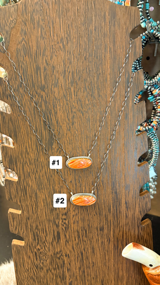 OVAL ORANGE SPINY OYSTER NECKLACE