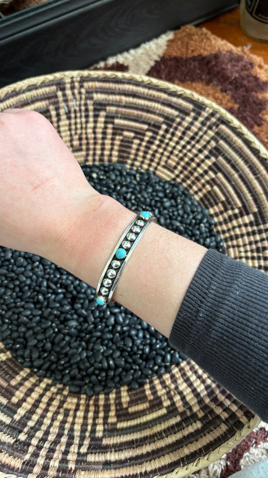 6MM BALL BAND CUFF W TURQUOISE STONES