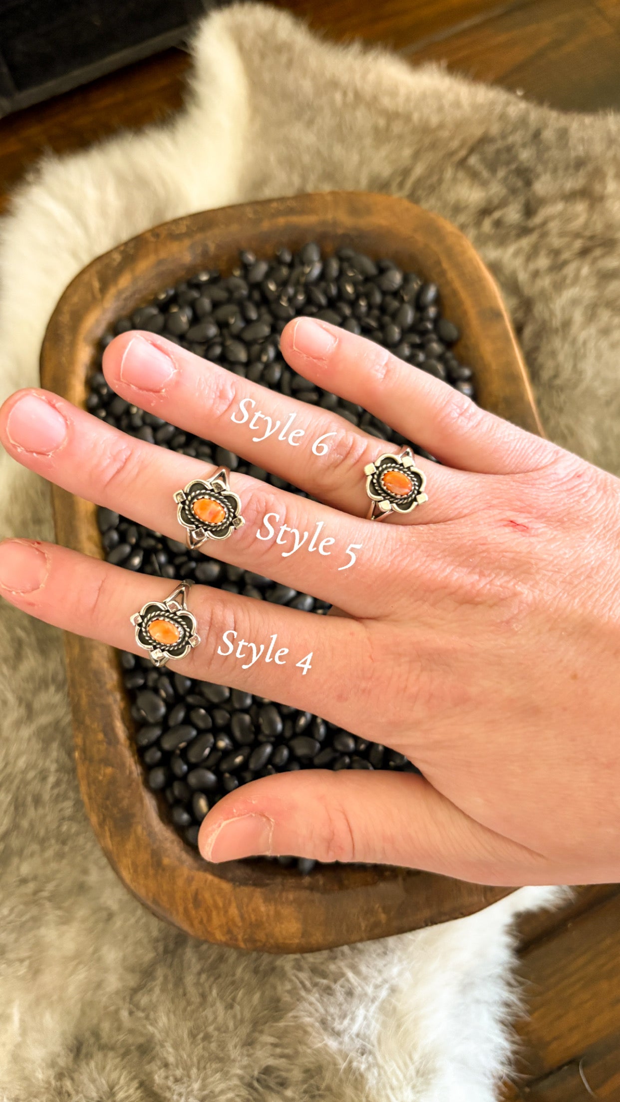 SPINY OYSTER RING W STERLING SILVER DETAIL