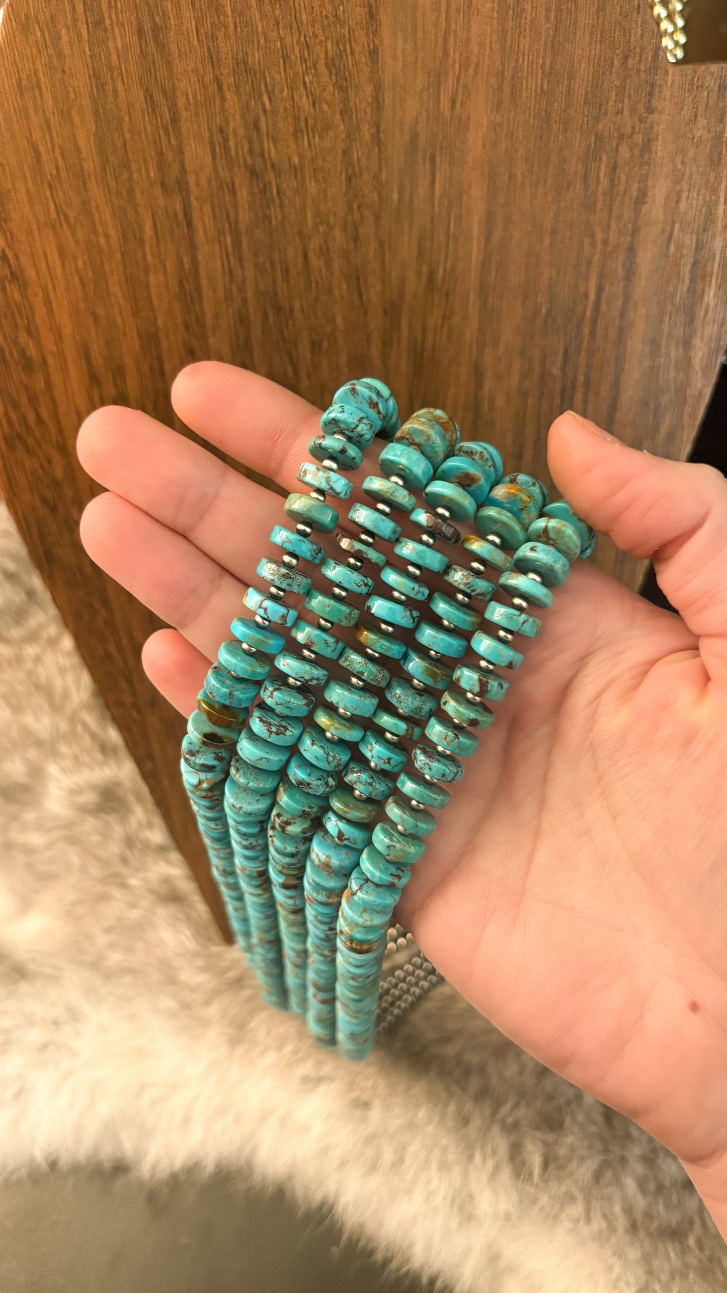 THE JASMINE NECKLACE
