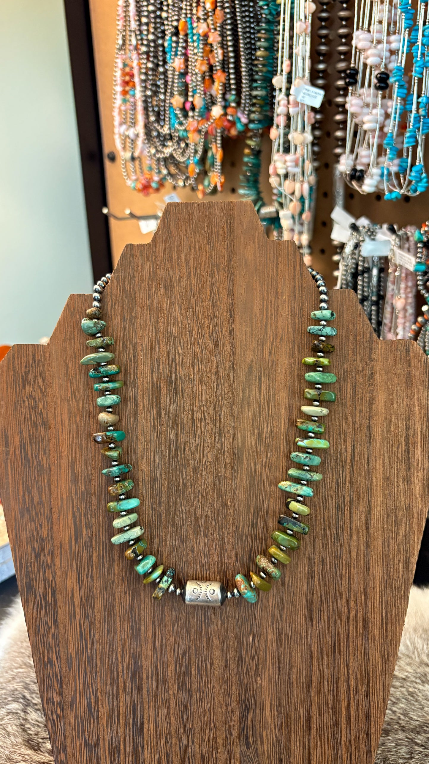 GREEN TURQUOISE NUGGET BARREL BEAD PEARL NECKLACE