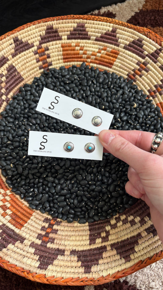 STAMPED BUTTON STUDS