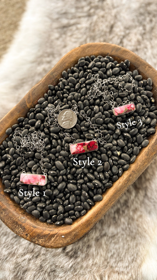 ROSE DAHLIA BAR NECKLACE