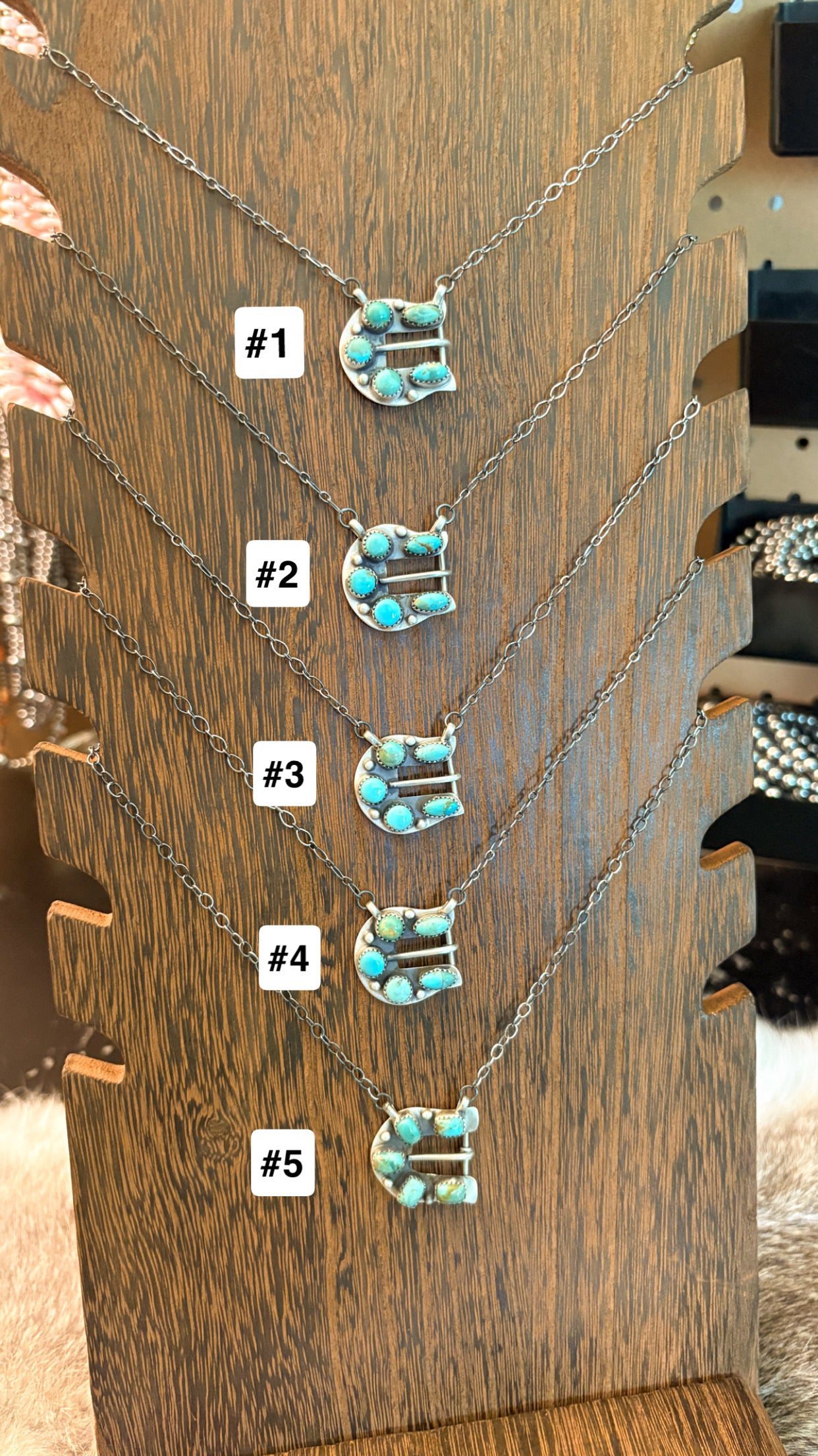 KINGMAN TURQUOISE BUCKLE NECKLACE