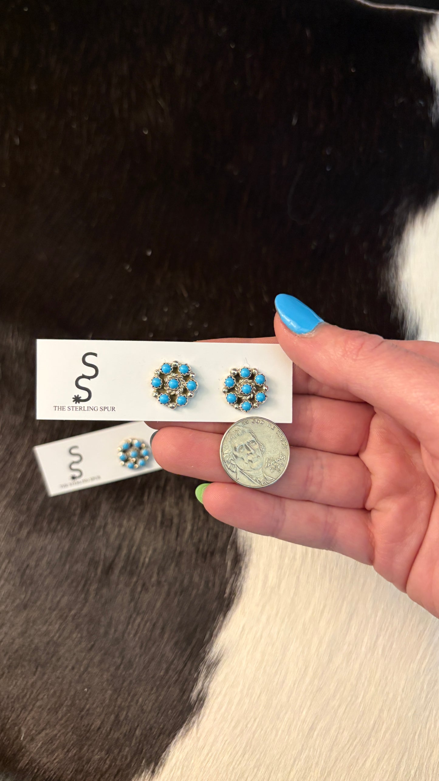 MINI ROUND ZUNI TURQUOISE CLUSTER EARRINGS