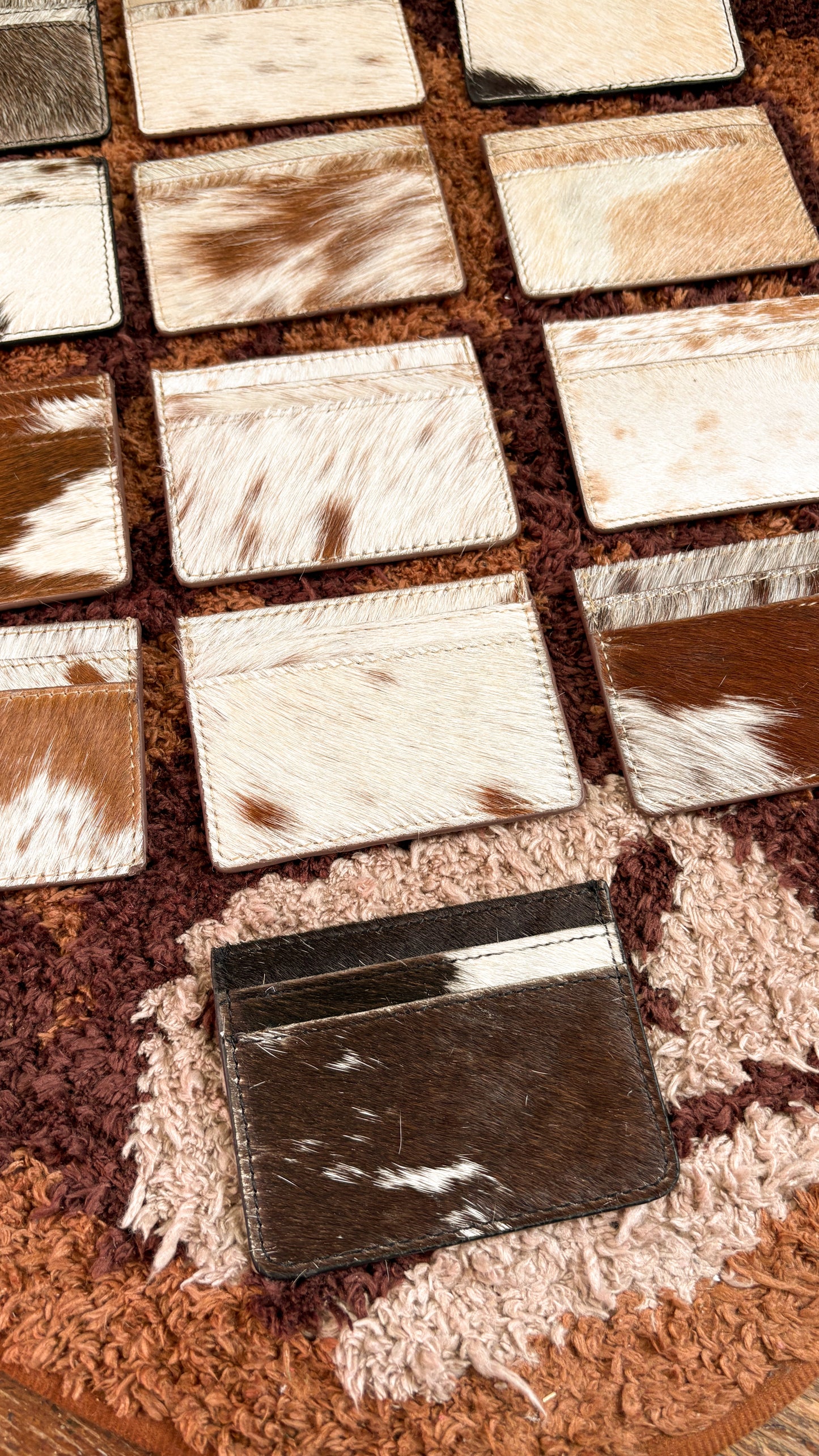 SMALL COWHIDE CARDHOLDER