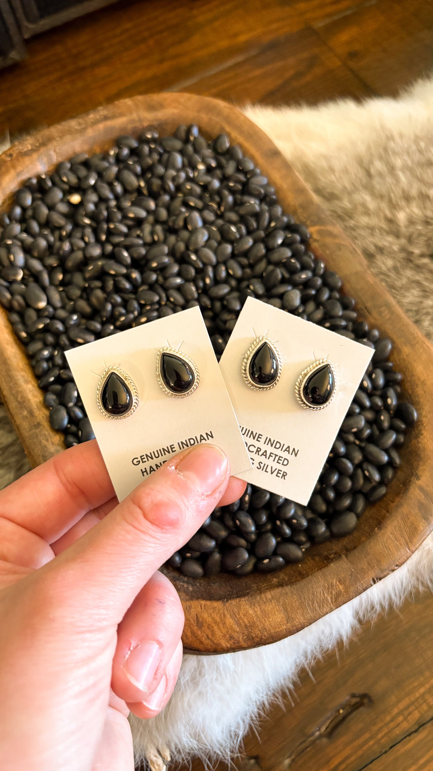 BLACK ONYX TEARDROP STUD EARRINGS