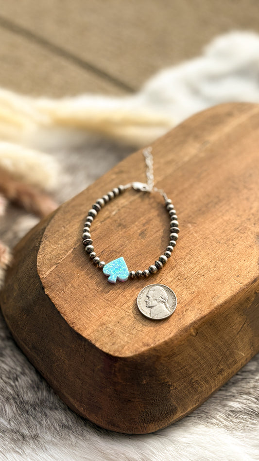 OPAL SPADE PEARL BRACELET - LIGHT BLUE - READY TO SHIP