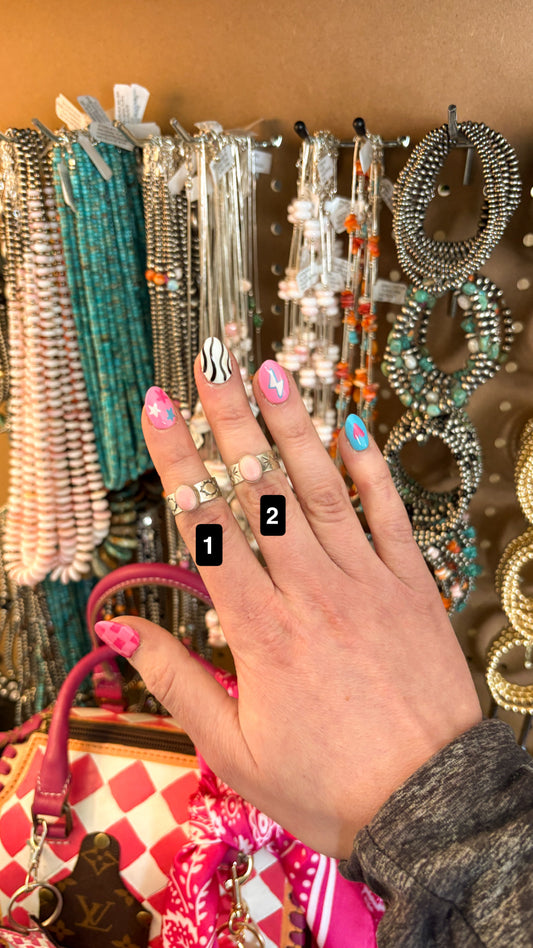 STAMPED CIGAR BAND RING - PINK CONCH
