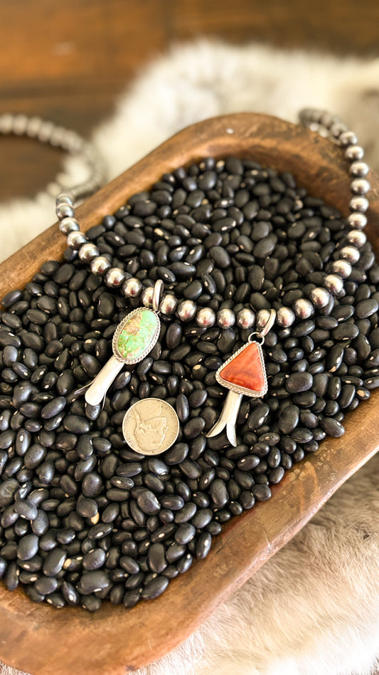 SQUASH STONE PENDANT