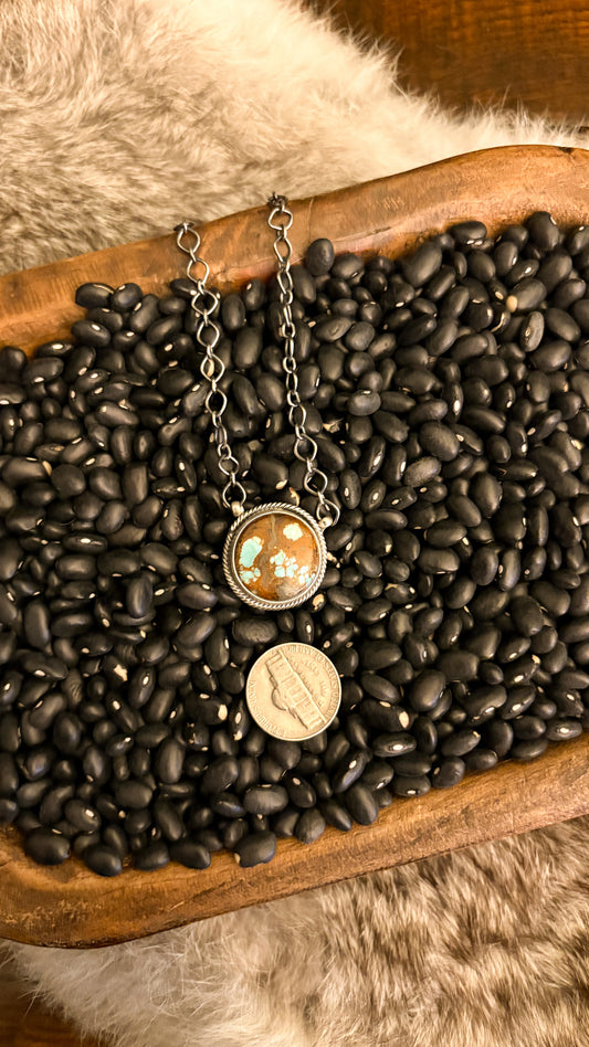 ROUND TURQUOISE NECKLACE W ROPE DETAIL
