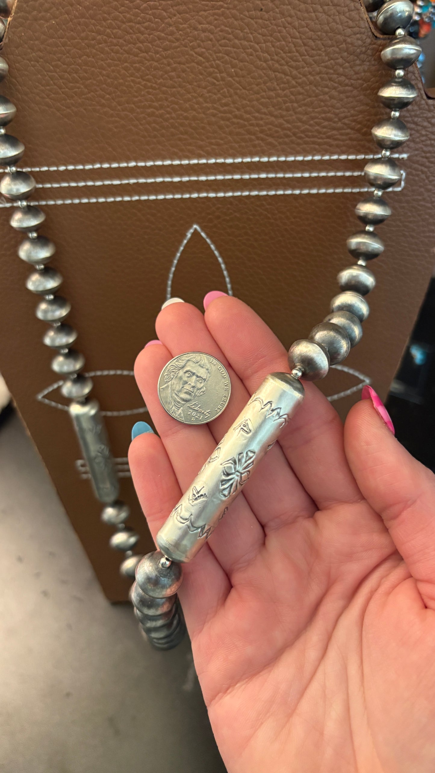 HANDMADE NAVAJO PEARL BARREL BEAD NECKLACE