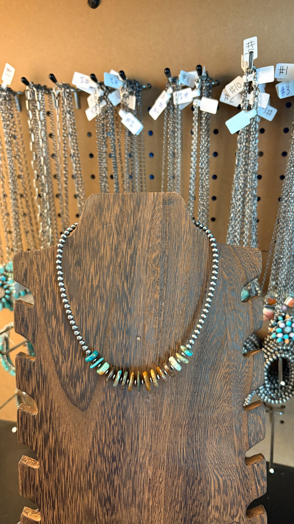 THE MESA CHOKER