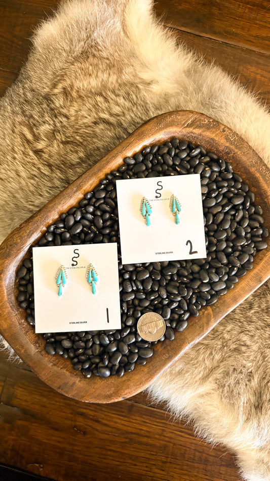 3 STONE TURQUOISE ARROW SHAPE STUD EARRINGS