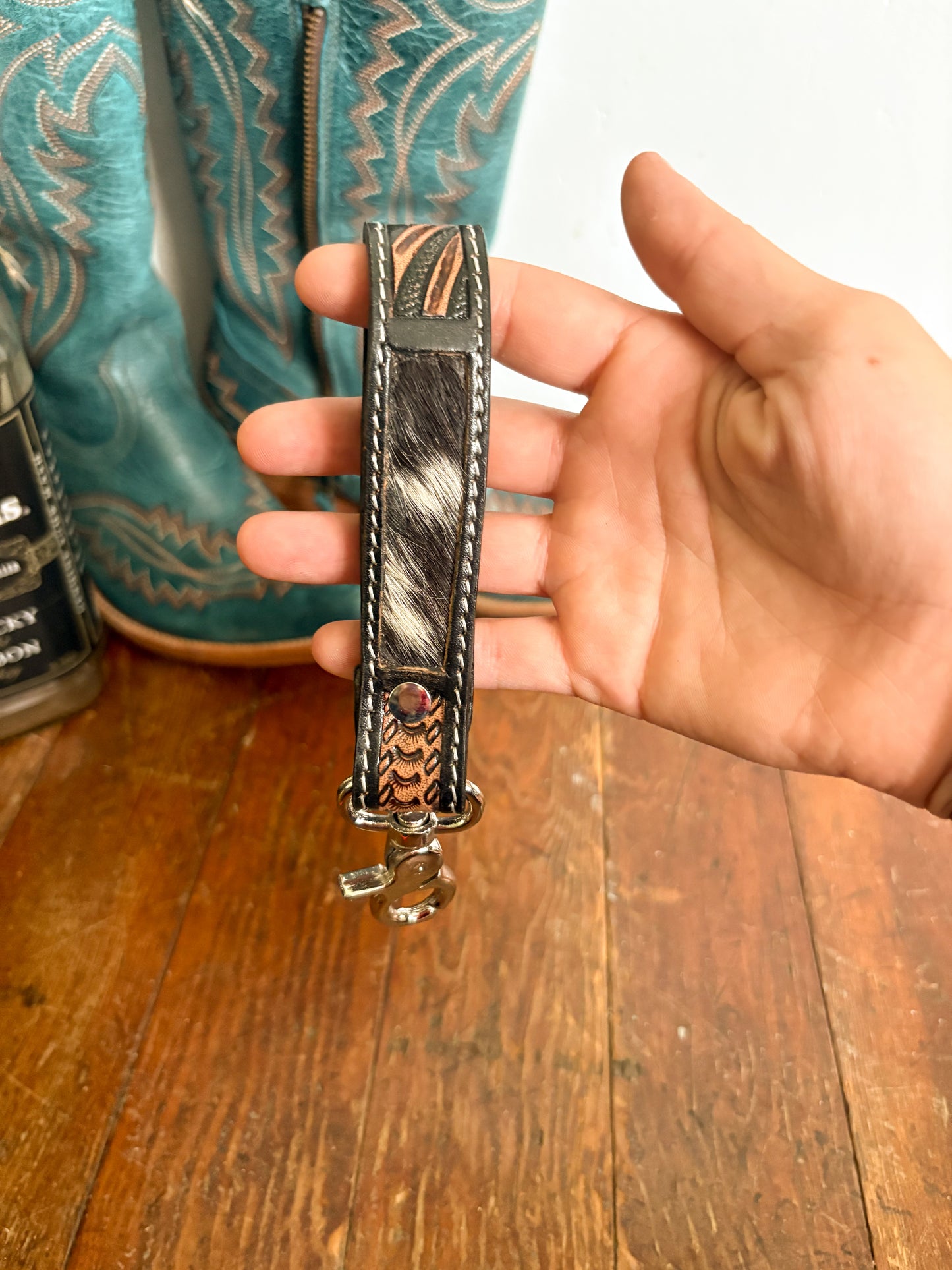 LEATHER TOOLED & COWHIDE KEY FOB - STYLE 3
