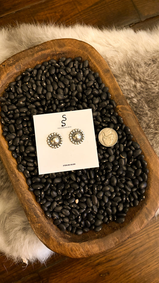 PLAIN ROUND CONCHO EARRINGS W/ BALL DETAIL - MEDIUM SIZE