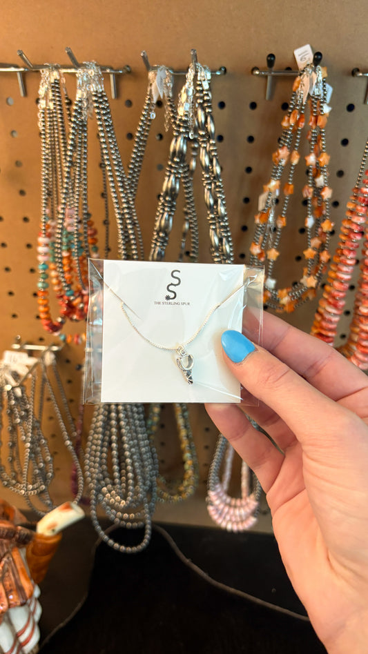 SILVER SPUR PENDANT NECKLACE