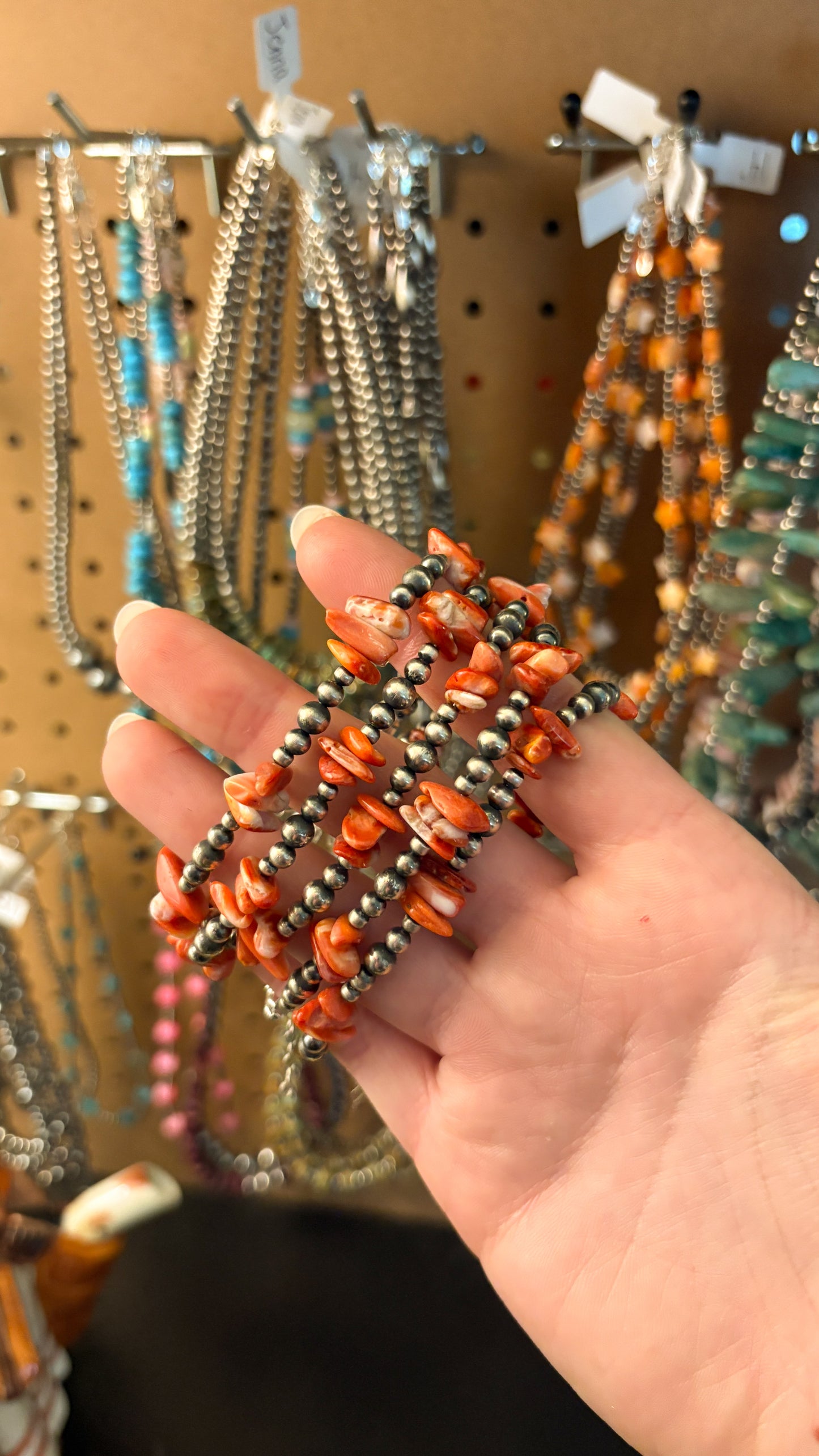 3-5MM PEARL RED SPINY OYSTER CHIP BRACELET