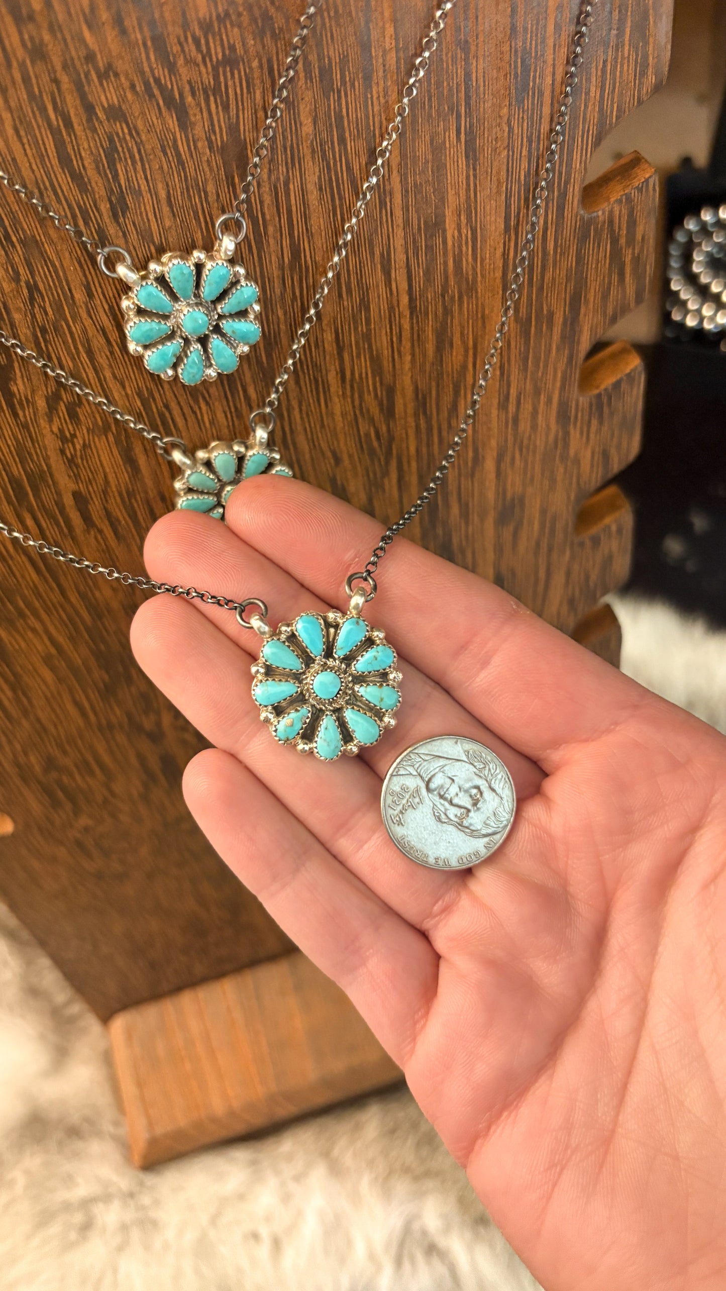 TURQUOISE CLUSTER NECKLACE BY ALICIA WILSON