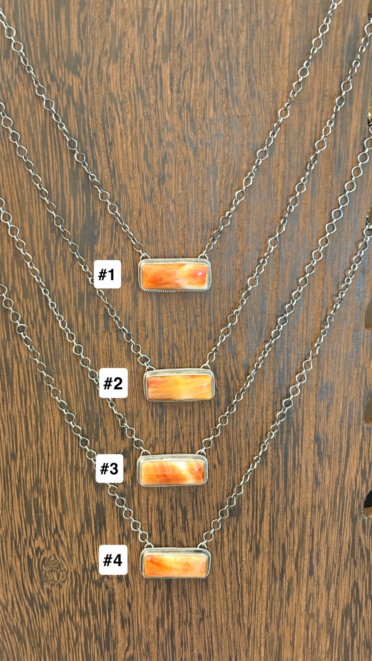 ORANGE SPINY OYSTER BAR NECKLACE