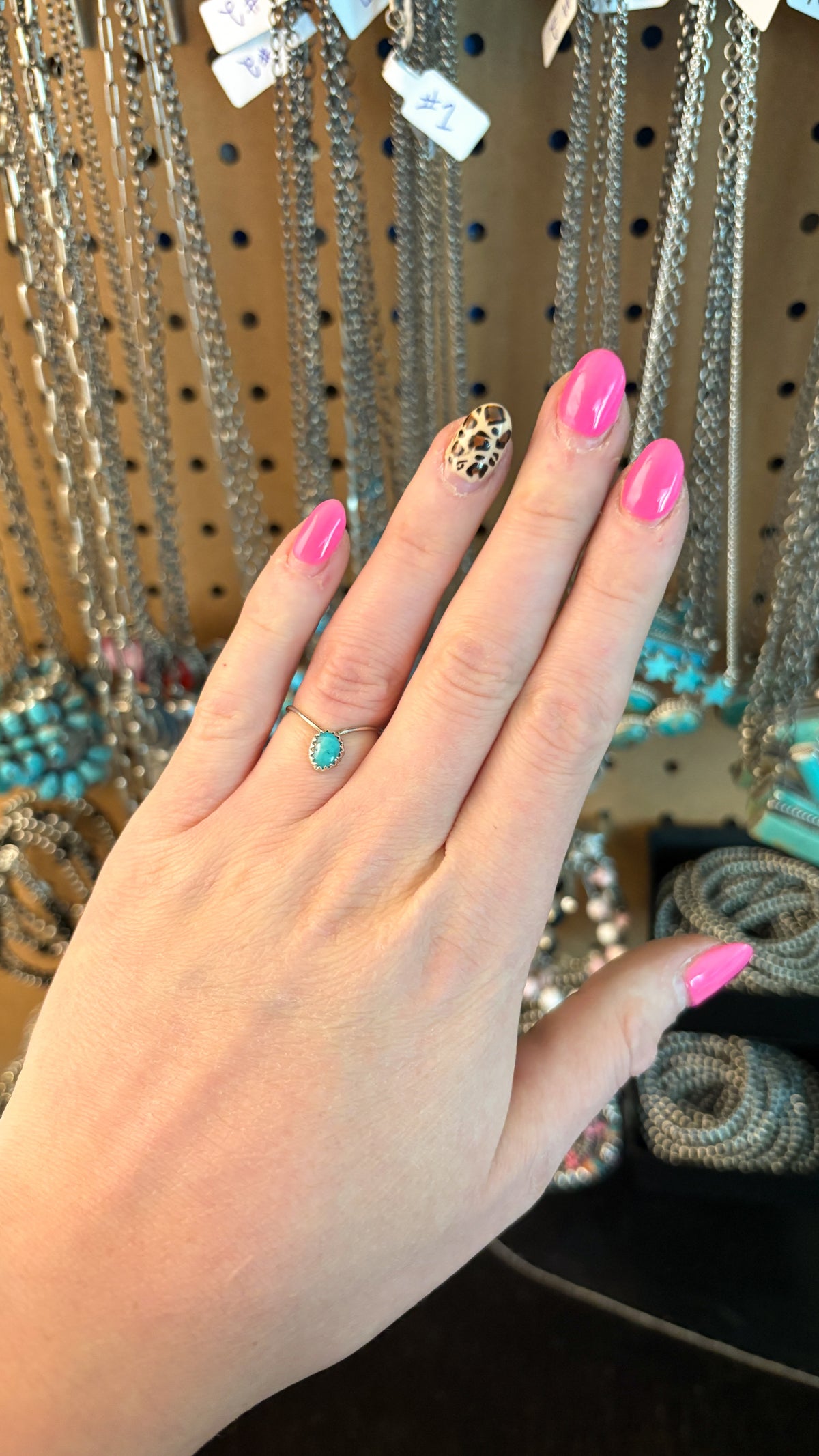 OVAL STONE TURQUOISE STACKER RING
