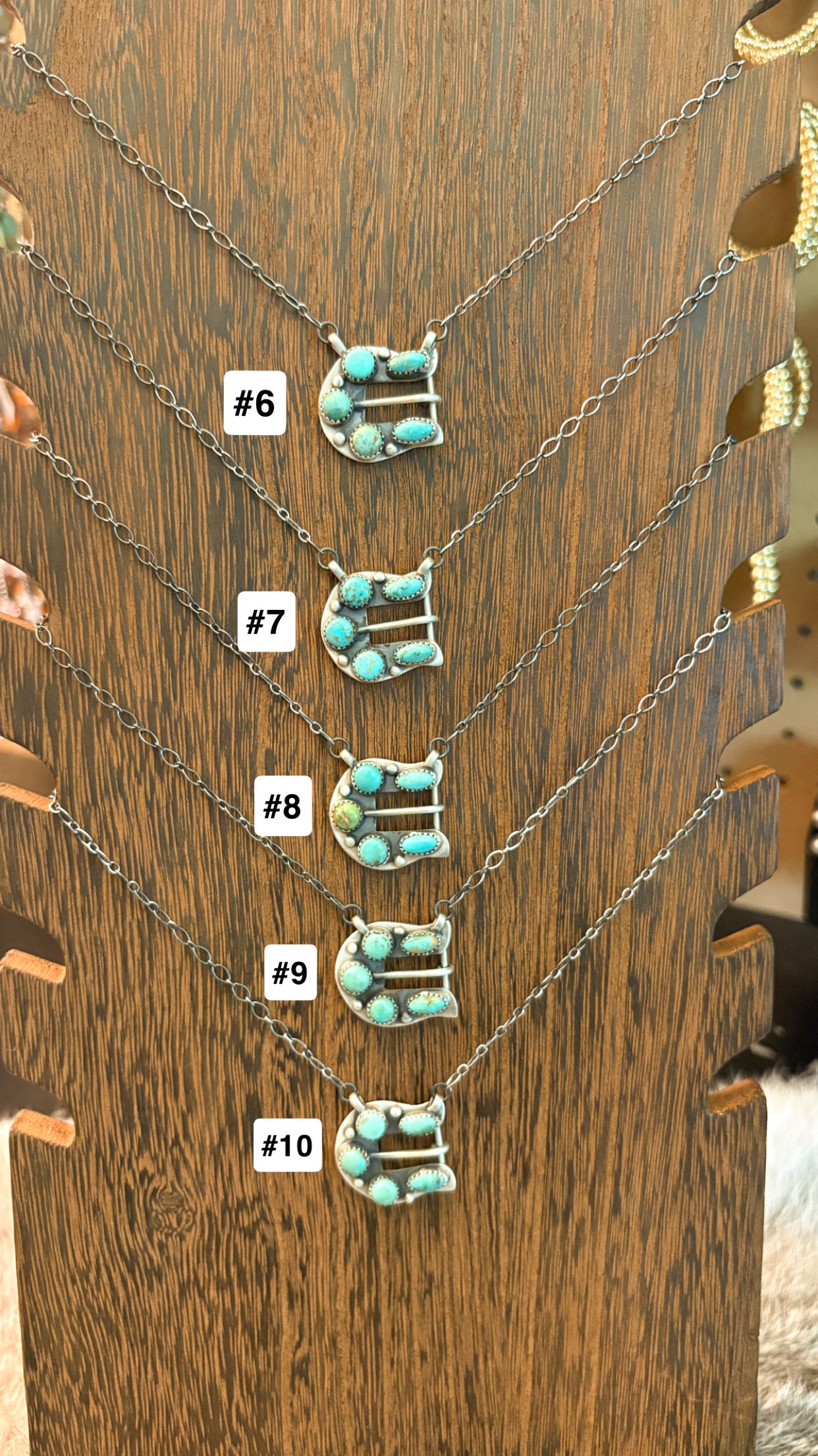 KINGMAN TURQUOISE BUCKLE NECKLACE