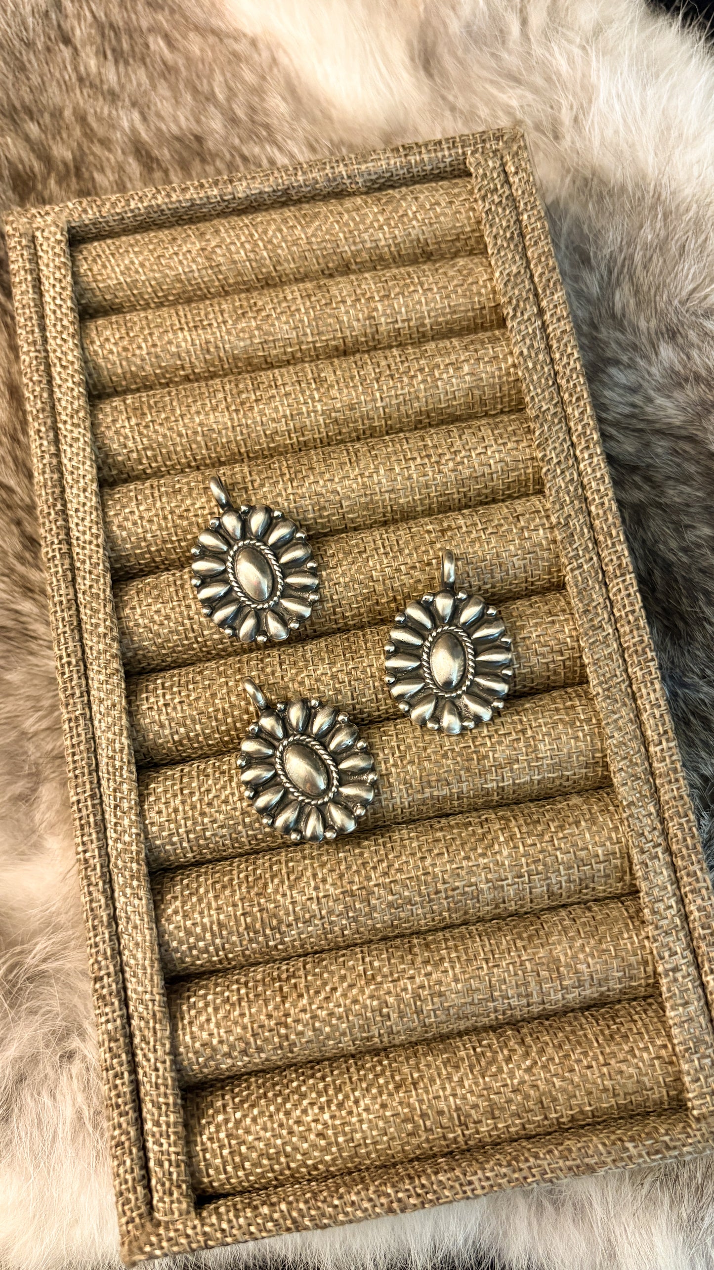 CONCHO PENDANT BY JIMSON BELIN