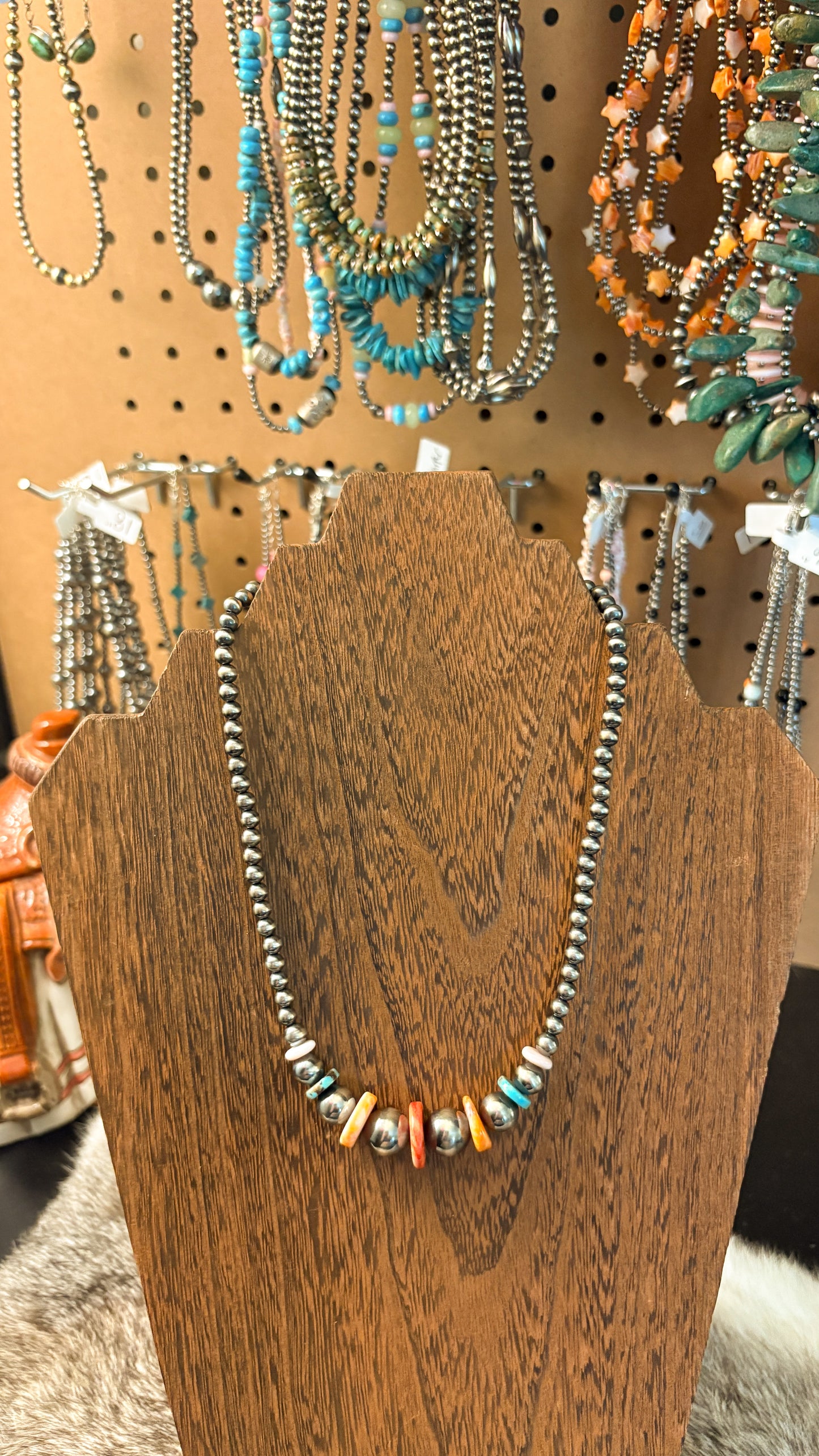 THE MARISSA NECKLACE