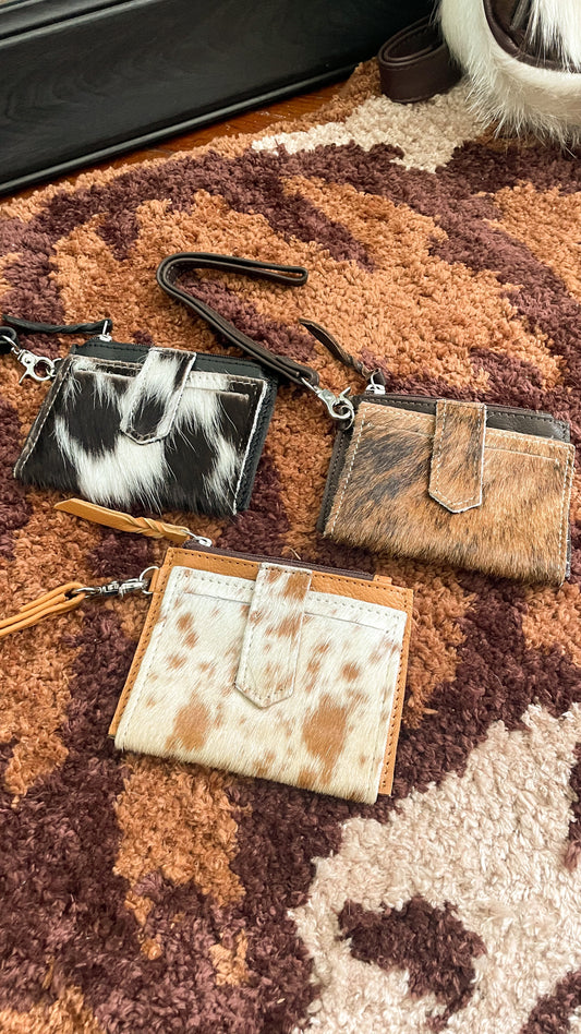 COWHIDE CARDHOLDER