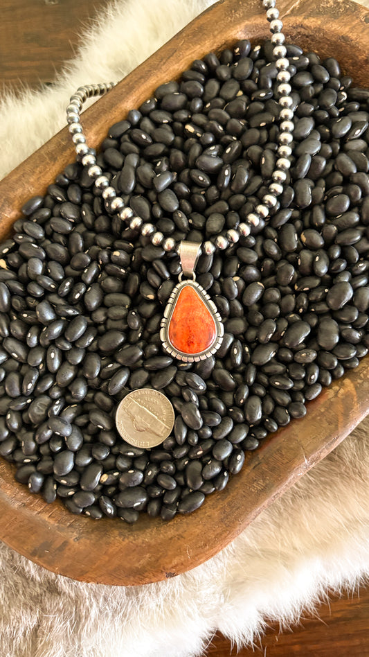 TEARDROP ORANGE SPINY OYSTER PENDANT
