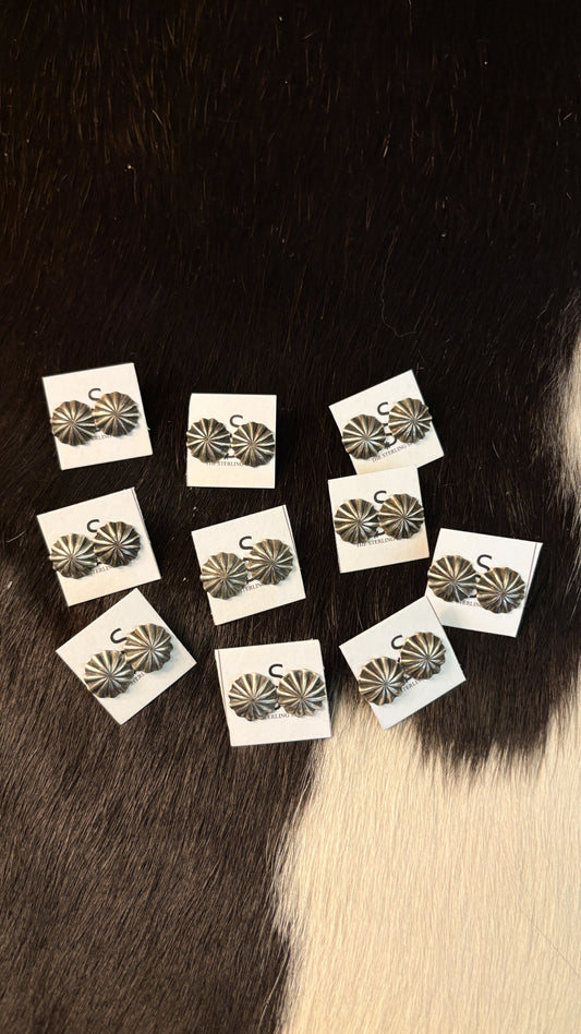 NATIVE AMERICAN PLAIN ROUND MINI CONCHO STUD EARRINGS