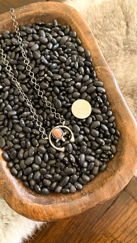 ORANGE SPINY OYSTER MINI NAJA NECKLACE