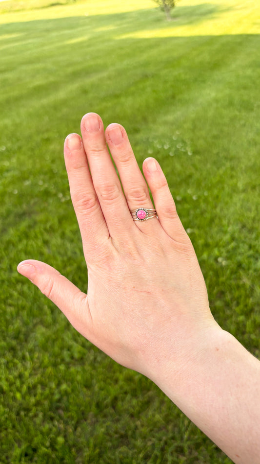 HOT PINK OPAL ROPE DETAIL RING