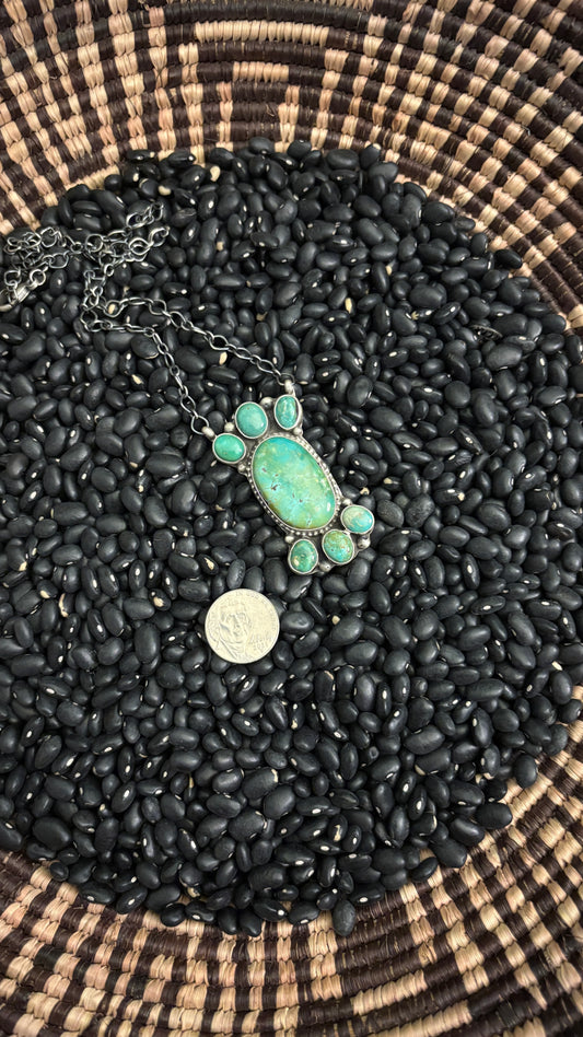 GORGEOUS GREEN TURQUOISE CLUSTER STATEMENT NECKLACE