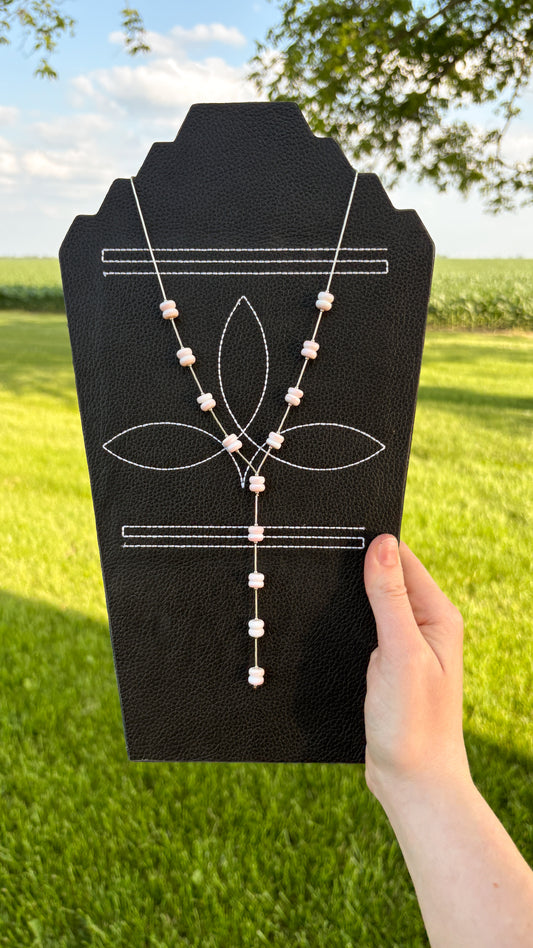 LIQUID SILVER PINK CONCH LARIAT