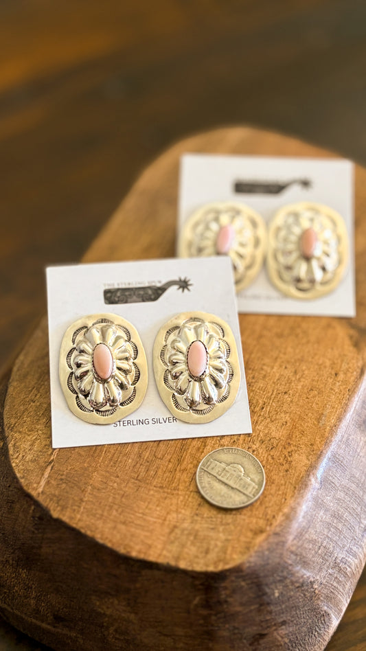 LARGE PINK CONCH CONCHO POST EARRINGS