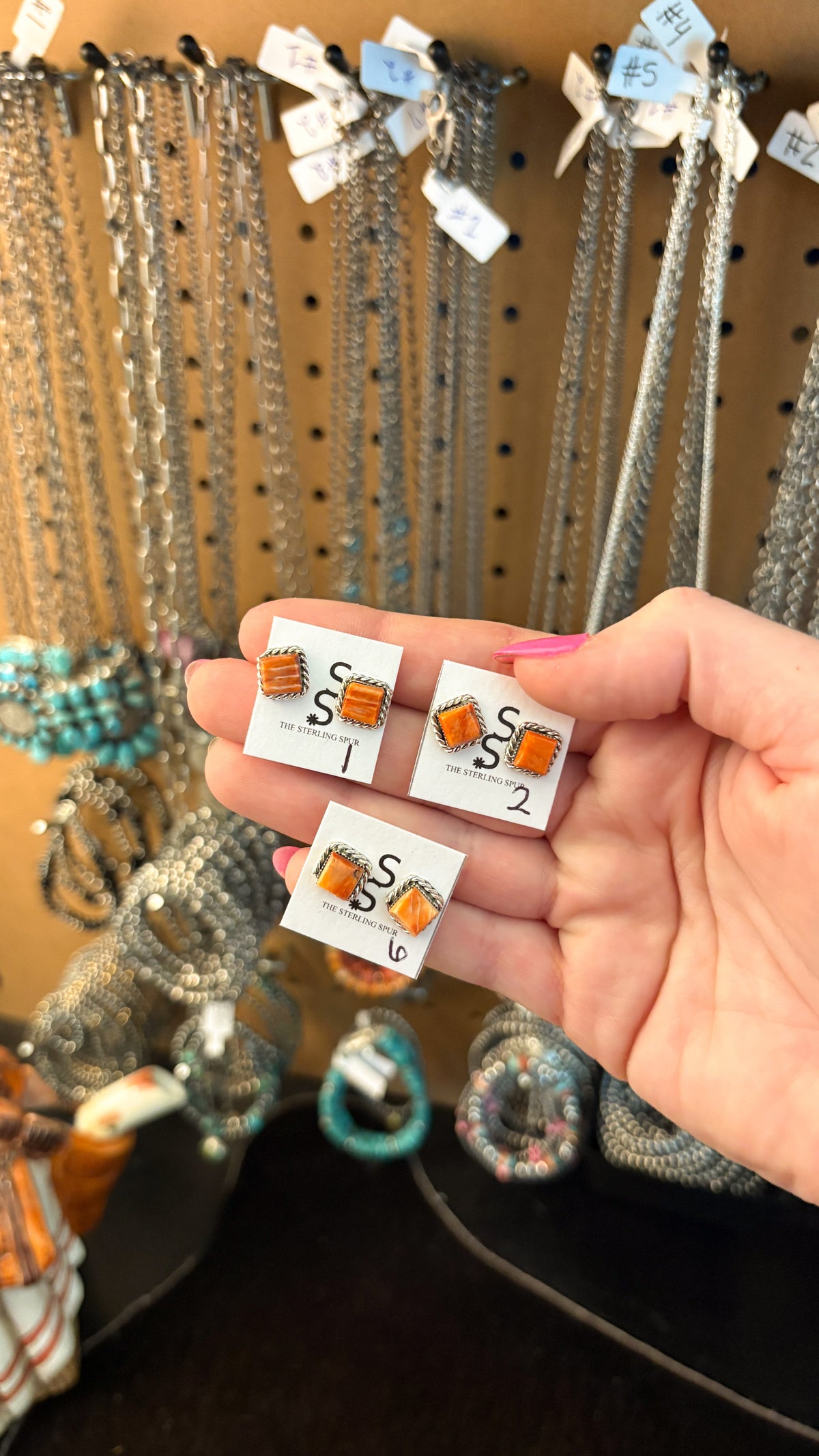 SQUARE ORANGE SPINY OYSTER STUD EARRINGS W ROPE DETAIL