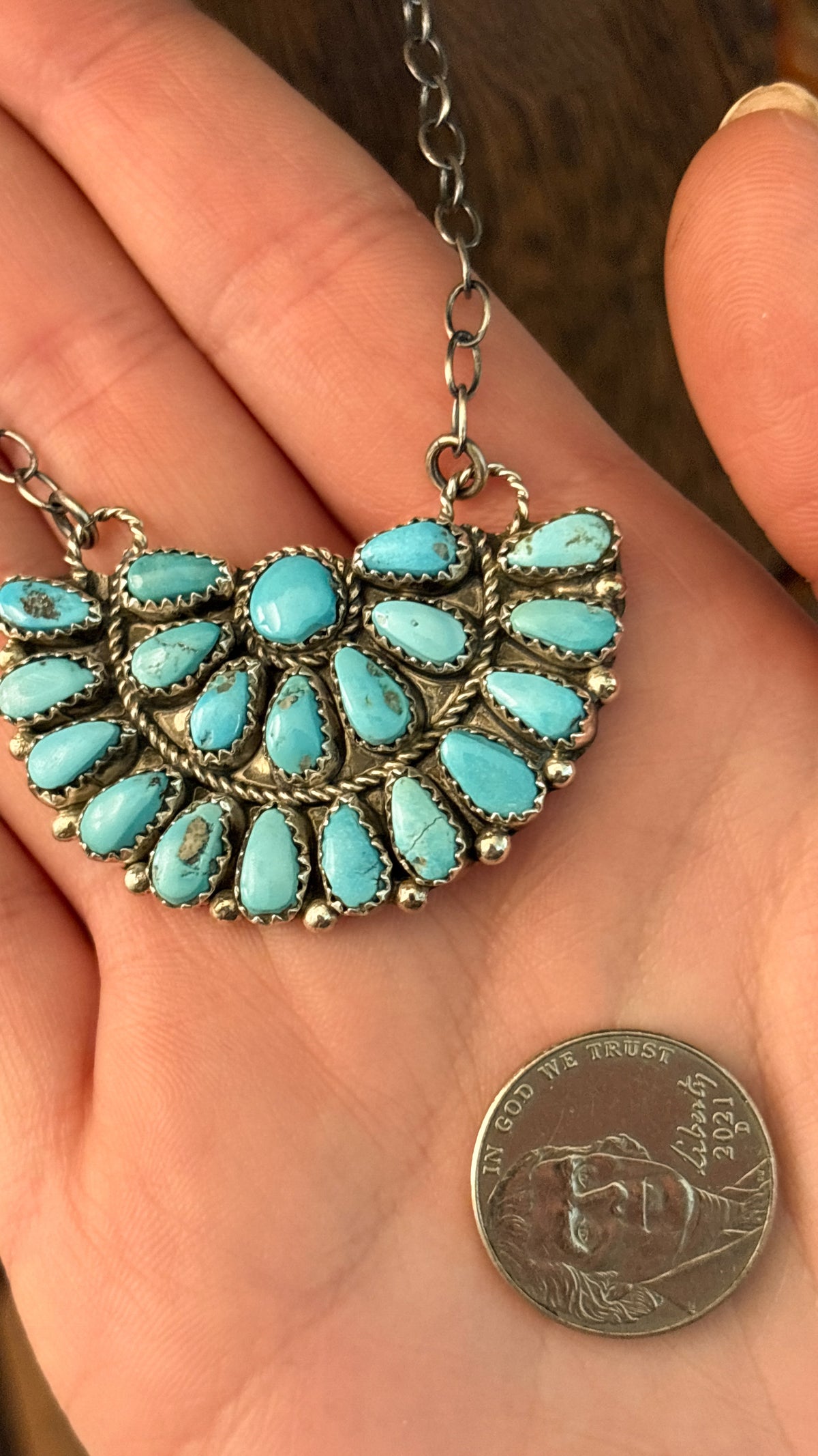 BLUE TURQUOISE HALF CLUSTER NECKLACE *DEFECT*